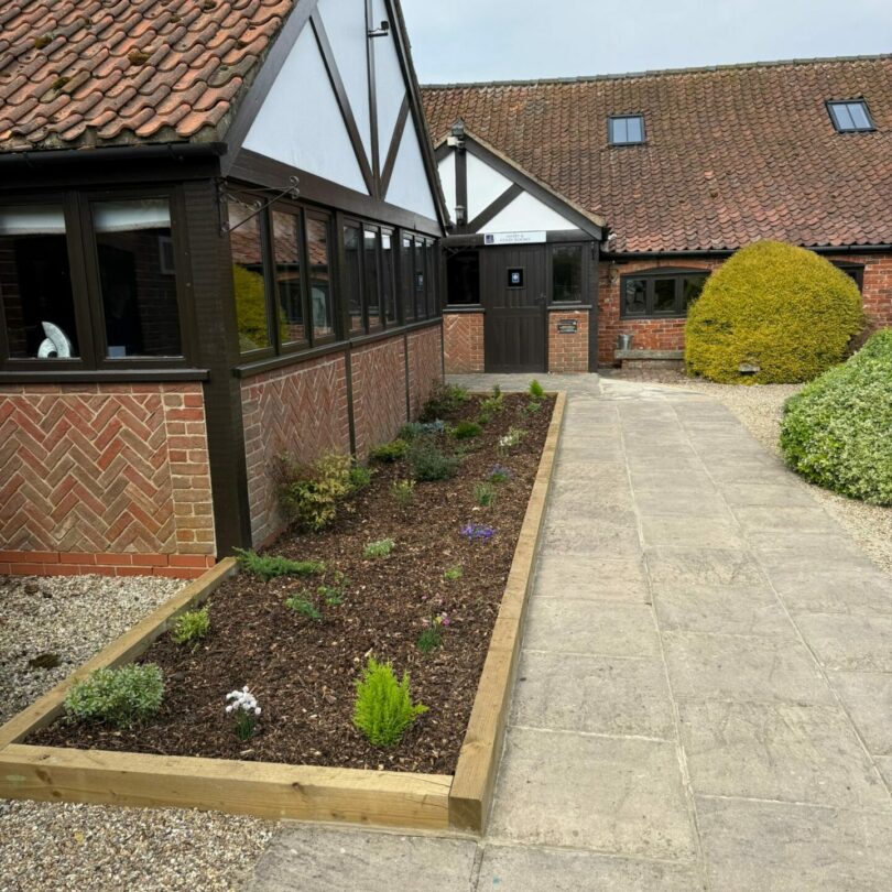 WhatsApp Image 2025-12-10 at 08.53.04 (7)